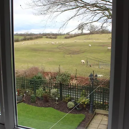 Bridge End Panzió *